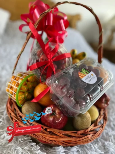 Ancheta de frutas, un regalo saludable para todas las personas